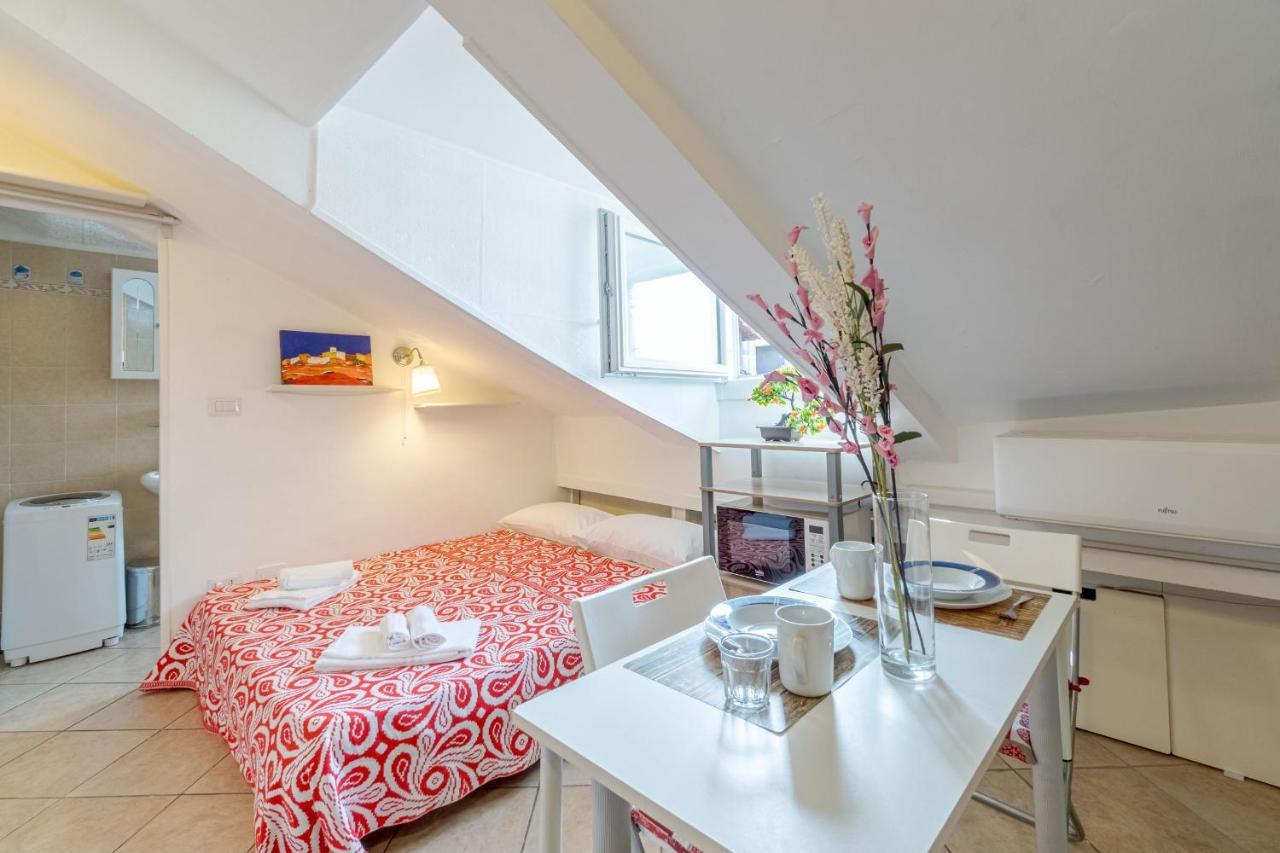 Garibaldi Central Mini Studio